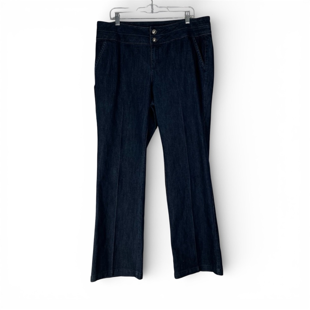 Roz & Ali Jeans Women’s 16 Blue Denim Trouser Leg Embroidered Pocket Stretch